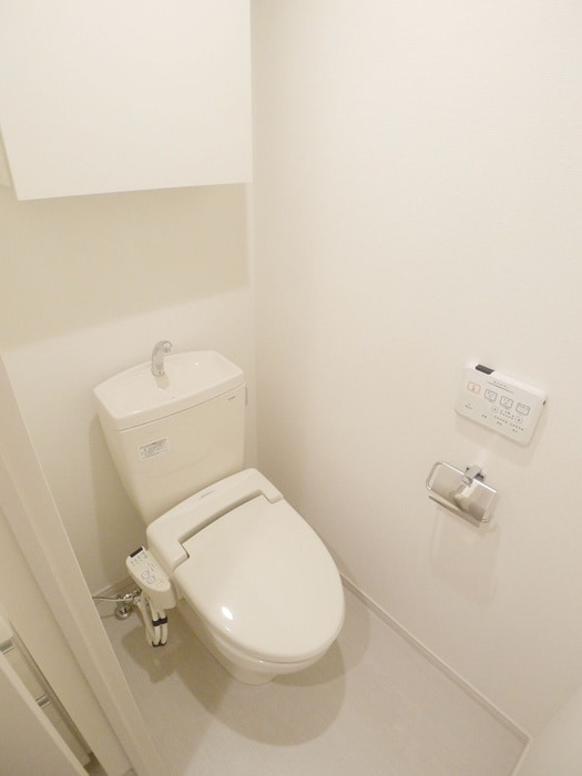 物件内観写真12　(トイレ)