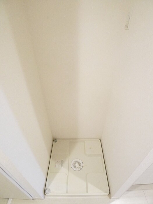 物件内観写真13　(洗濯機置場)