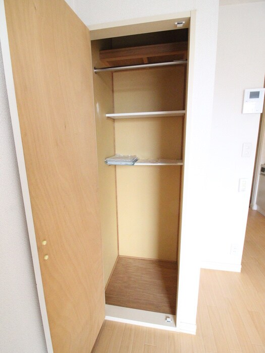 物件内観写真15　(収納)