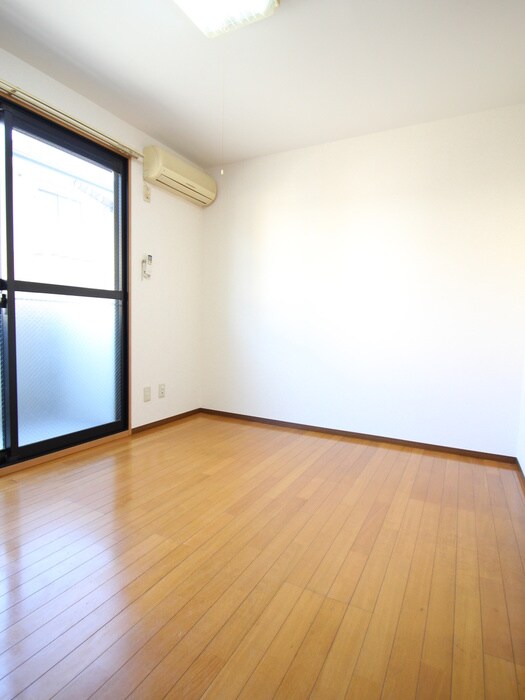 物件内観写真18　(居室)