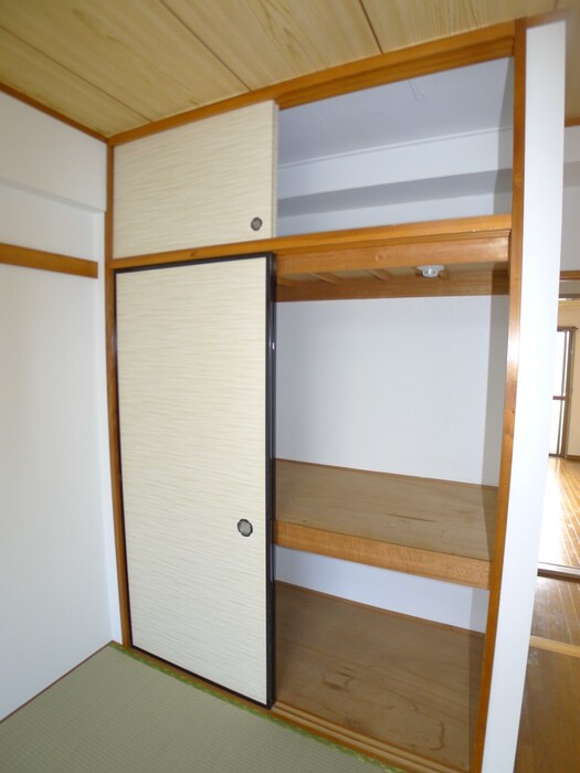 物件内観写真14　(収納)