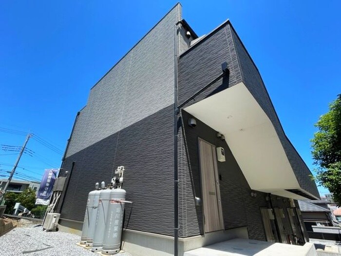 物件外観写真1　(外観写真)