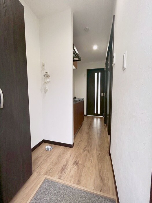 物件内観写真19　(廊下)