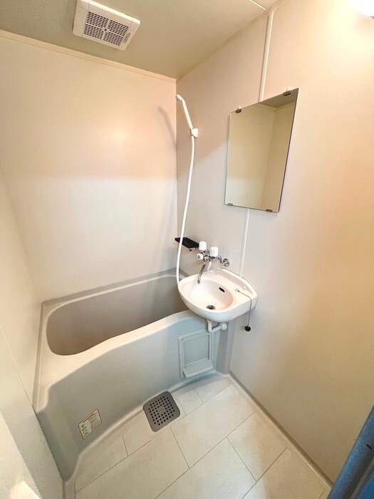 物件内観写真13　(バス／シャワールーム等)