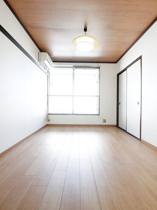 物件内観写真21　(居室)