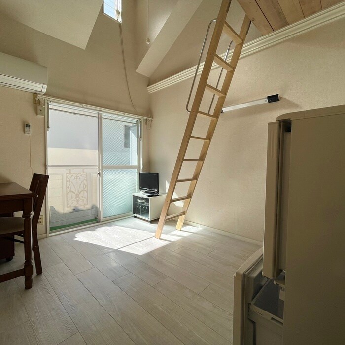 物件内観写真7　(居室)