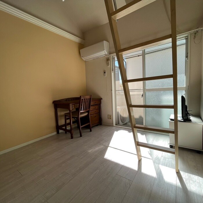 物件内観写真9　(居室)