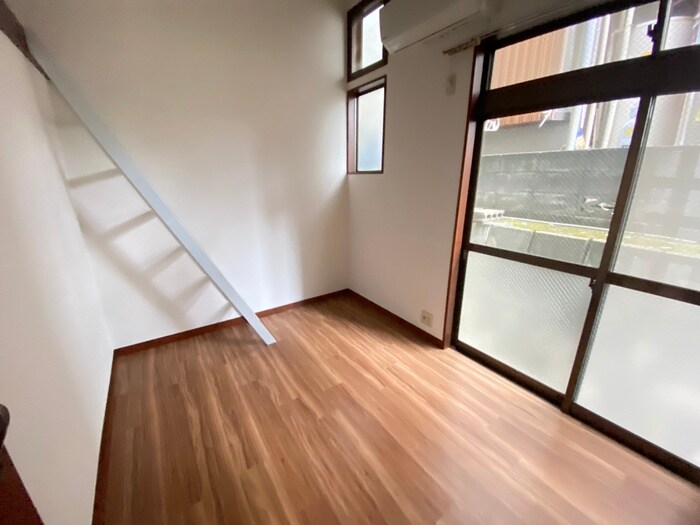 物件内観写真6　(居室)