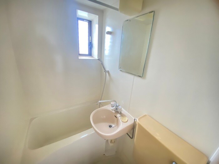 物件内観写真10　(洗面)