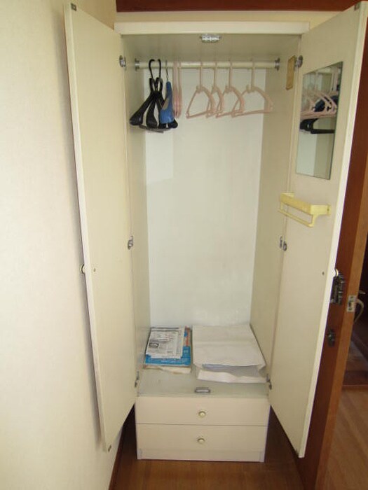 物件内観写真10　(収納)