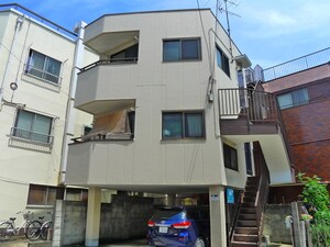 第二アダチコーポ外観写真