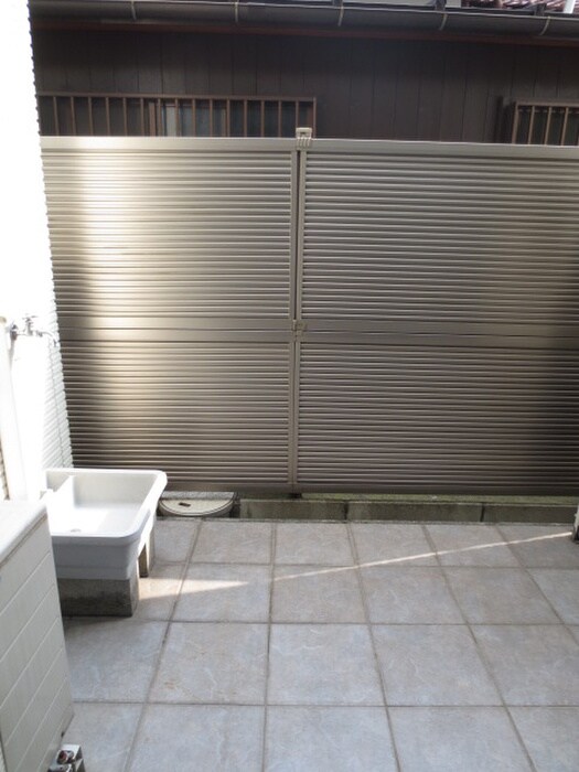 物件内観写真5　(ベランダ・バルコニー)