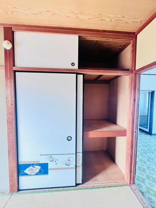 物件内観写真11　(収納)