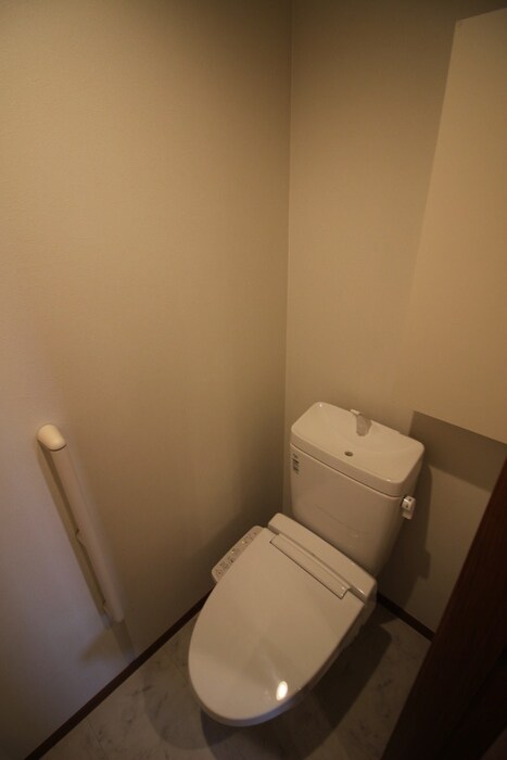 物件内観写真10　(トイレ)