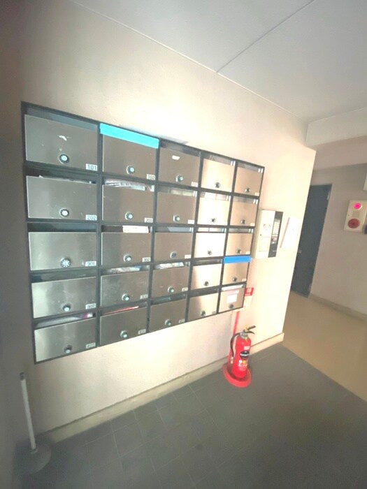 物件外観写真4　(建物設備)