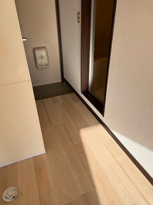 物件内観写真19　(廊下)