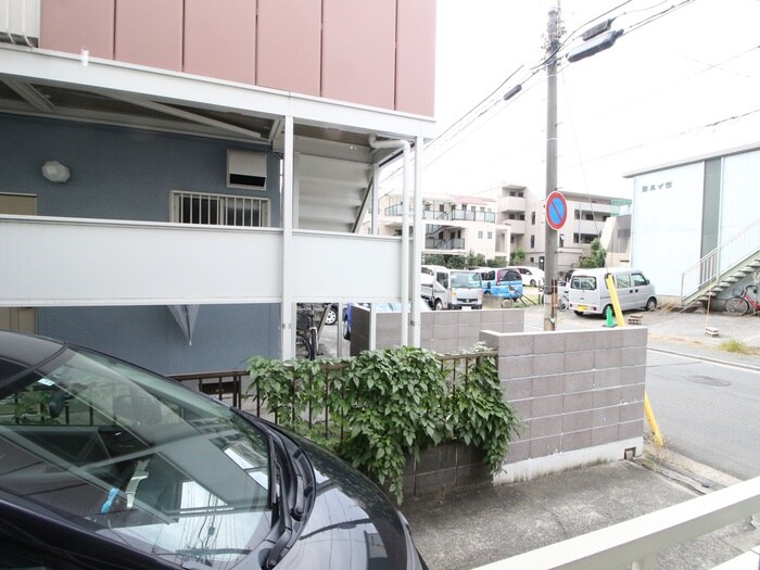 物件内観写真17　(室内からの展望)