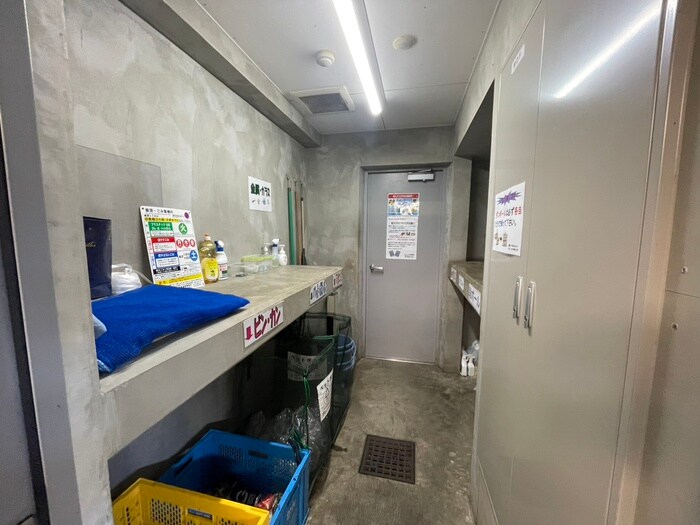 物件外観写真6　(建物設備)