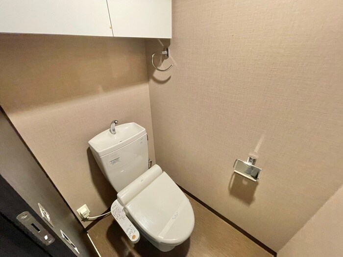 物件内観写真12　(トイレ)