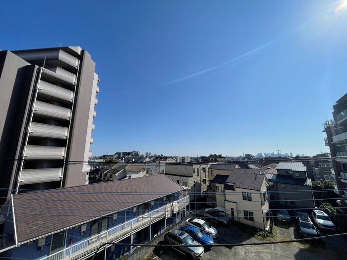 物件内観写真19　(室内からの展望)