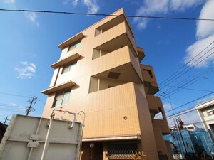 新井ビル外観写真