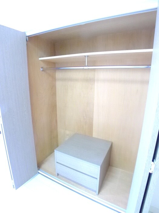 物件内観写真16　(収納)