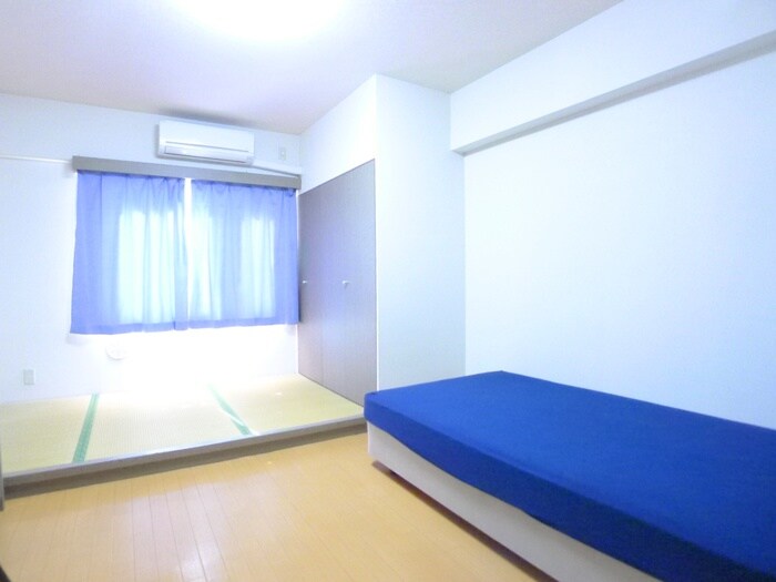 物件内観写真17　(居室)