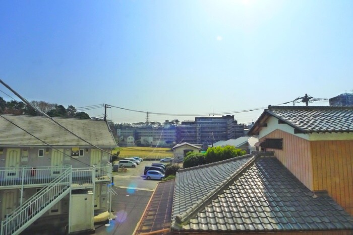 物件内観写真16　(室内からの展望)