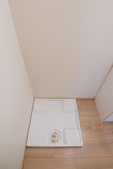 物件内観写真19　(洗濯機置場)