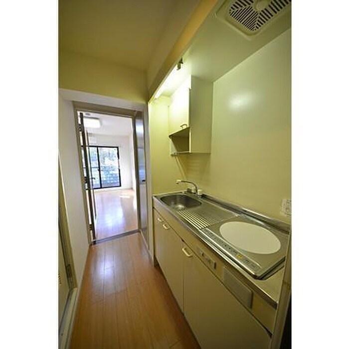 物件内観写真9　(廊下)