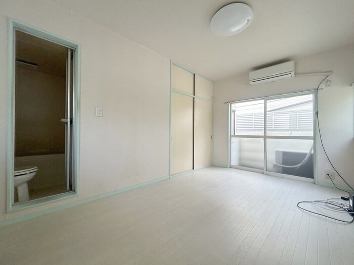 物件内観写真9　(居室)