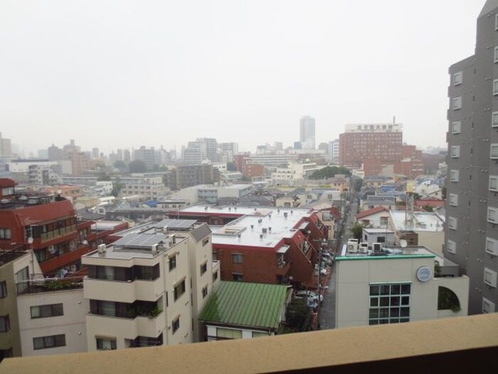 物件内観写真10　(室内からの展望)