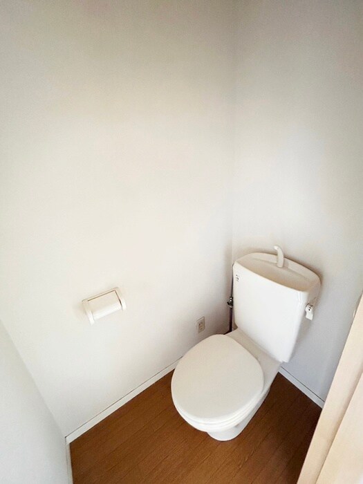 物件内観写真13　(トイレ)