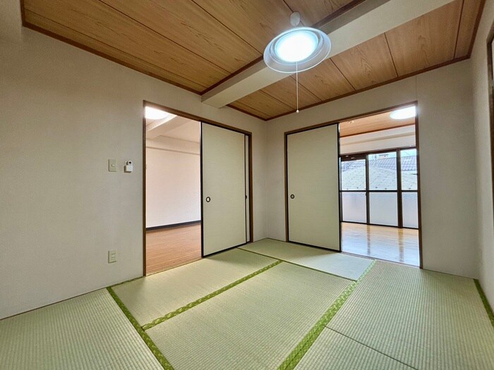 物件内観写真10　(居室)