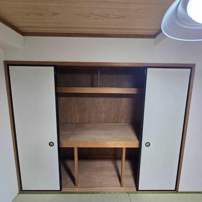 物件内観写真14　(収納)