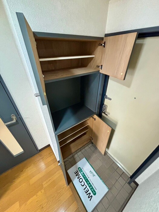 物件内観写真19　(靴箱)