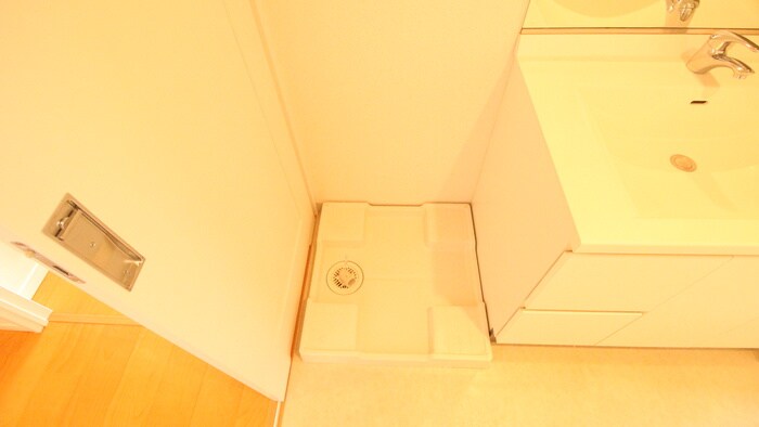 物件内観写真21　(洗濯機置場)