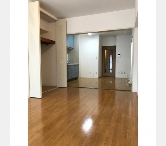 物件内観写真11　(居室)