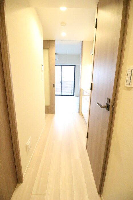 物件内観写真16　(廊下)