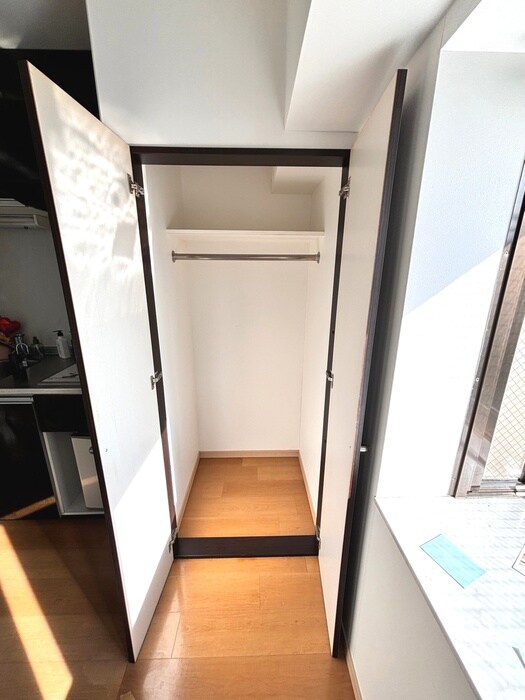 物件内観写真7　(収納)