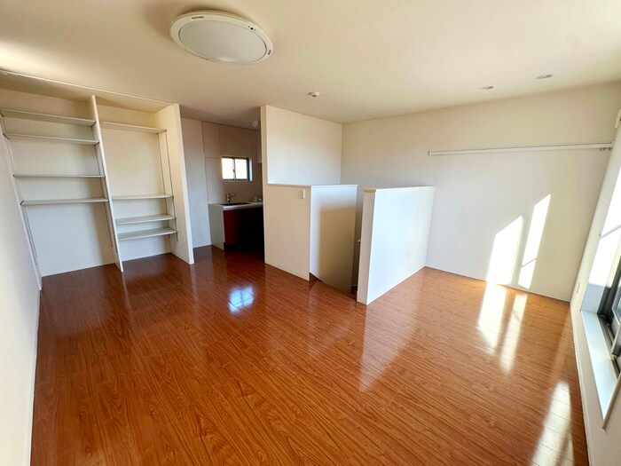 物件内観写真5　(居室)