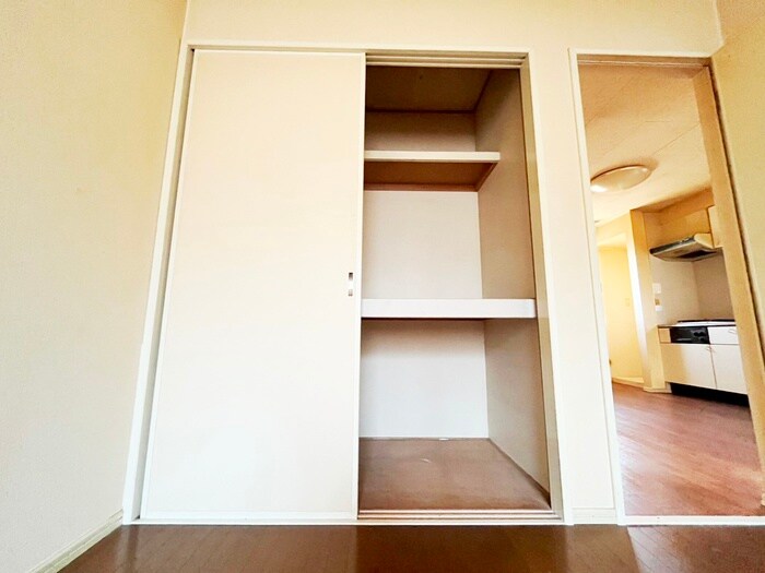 物件内観写真8　(収納)