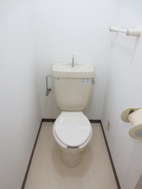 物件内観写真9　(トイレ)