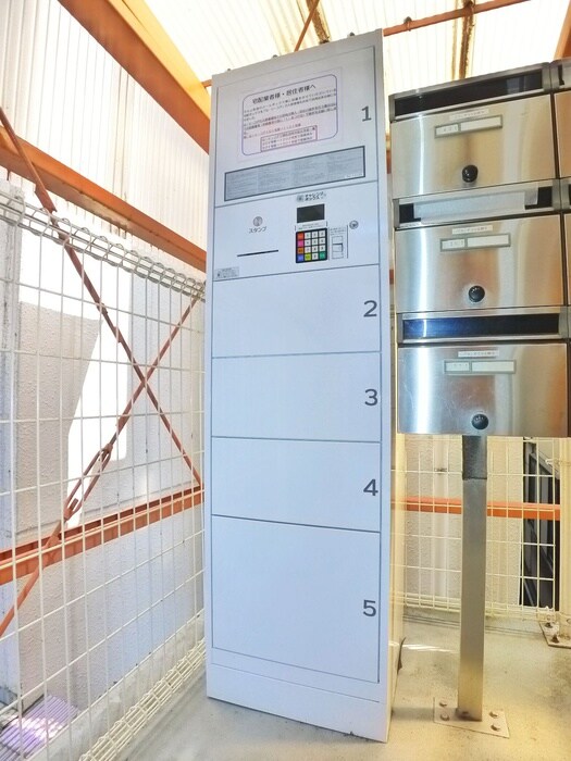 物件外観写真4　(建物設備)