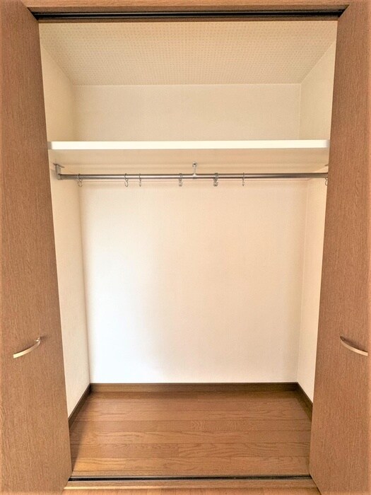 物件内観写真15　(収納)