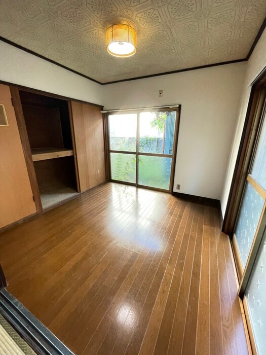 物件内観写真8　(居室)