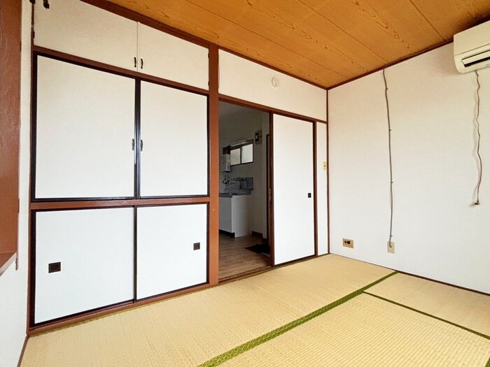 物件内観写真6　(居室)