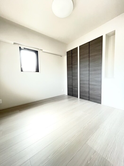 物件内観写真14　(居室)