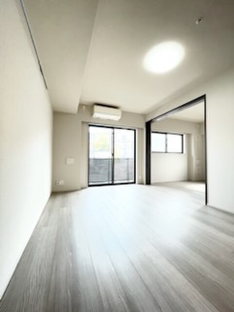 物件内観写真15　(居室)