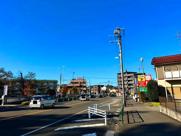 物件外観写真3　(周辺環境)